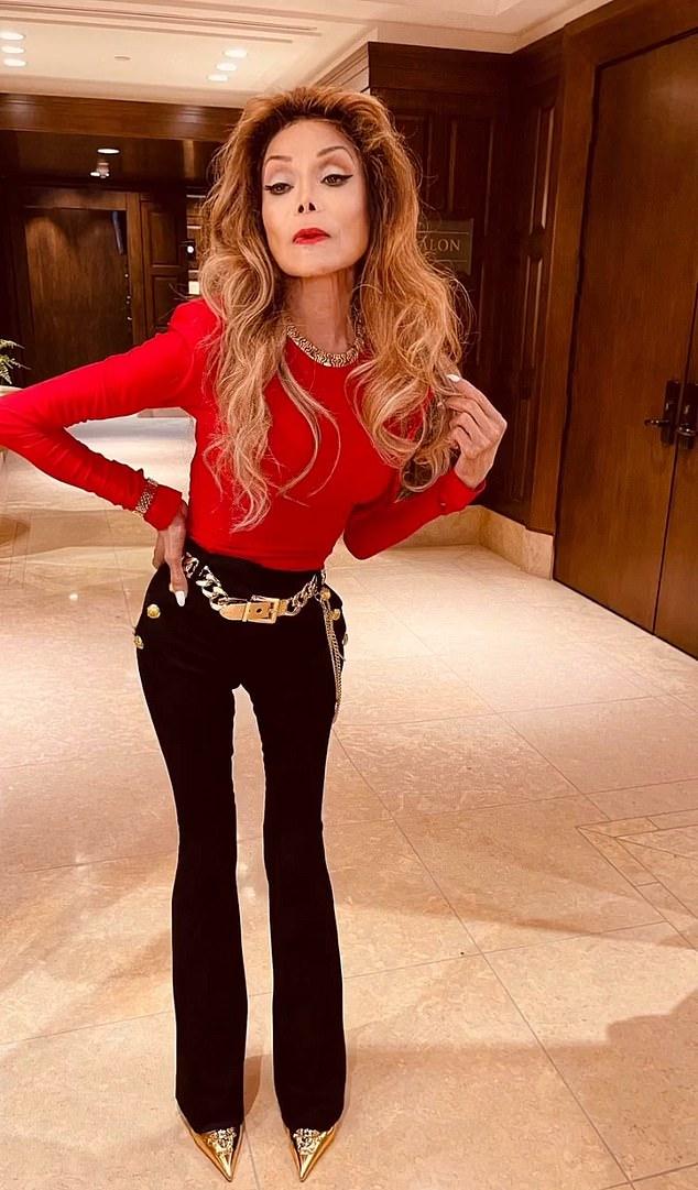 Ла Тойя Джексон обеспокоила фанатов, показав в соцсетях свою пугающе исхудавшую внешность.