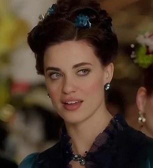 В роли Клары Ливингстон в сериале «Бриджертоны».