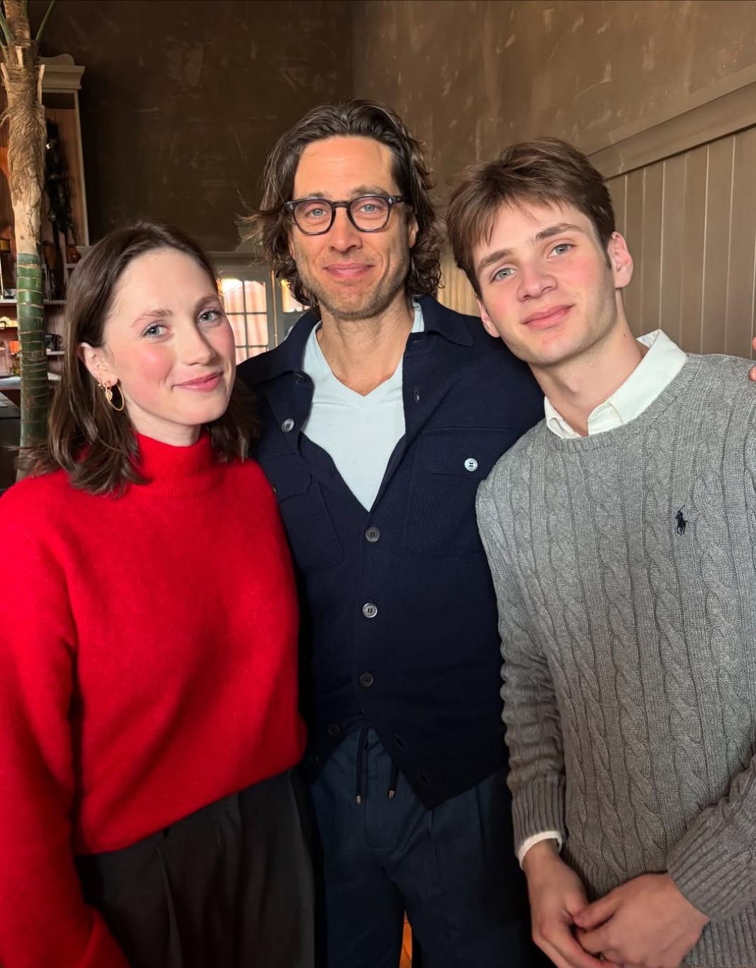 Гвинет Пэлтроу с мужем Брэдом Фалчуком и сыном Мозесом Мартином.