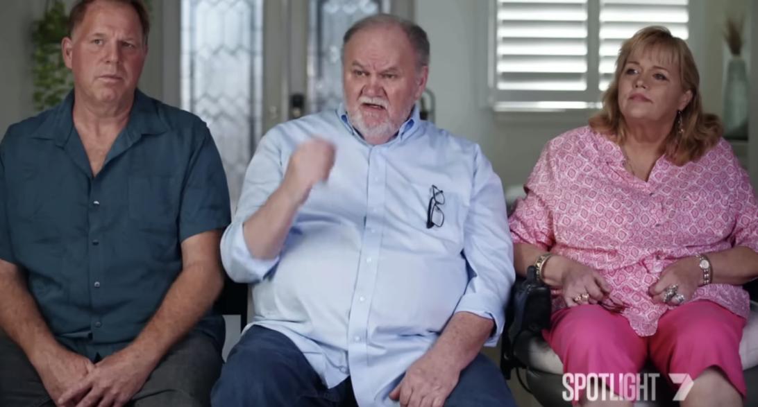 Томас Маркл ст. дает "последнее интервью" с сыном Томом-младшим и дочерью Самантой.