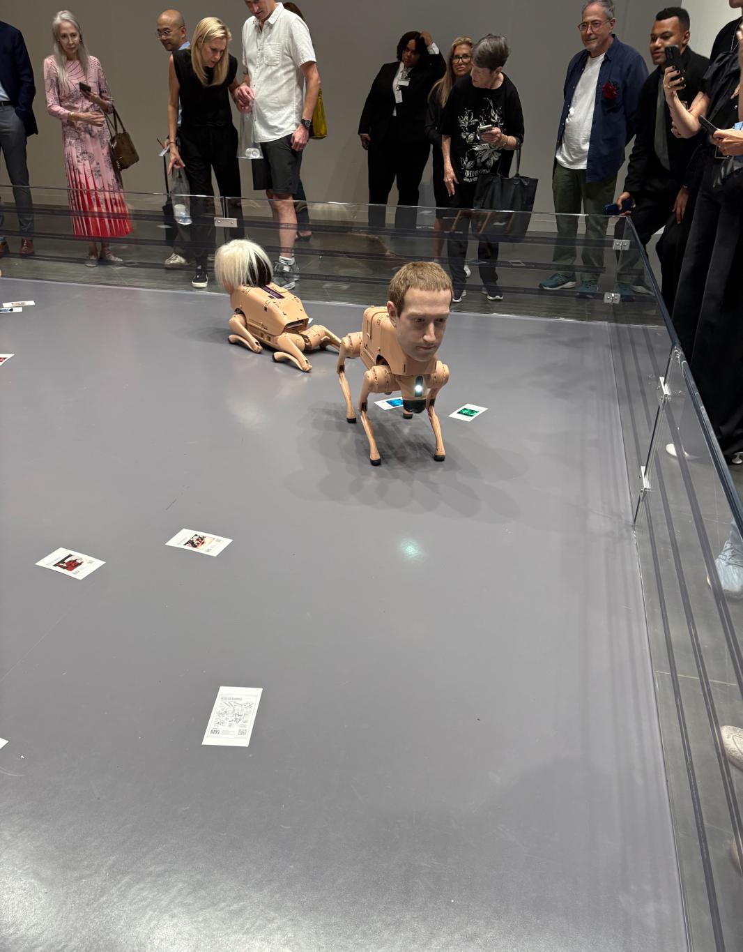 Бипл: новатор цифрового искусства и ключевая фигура в революции NFT.