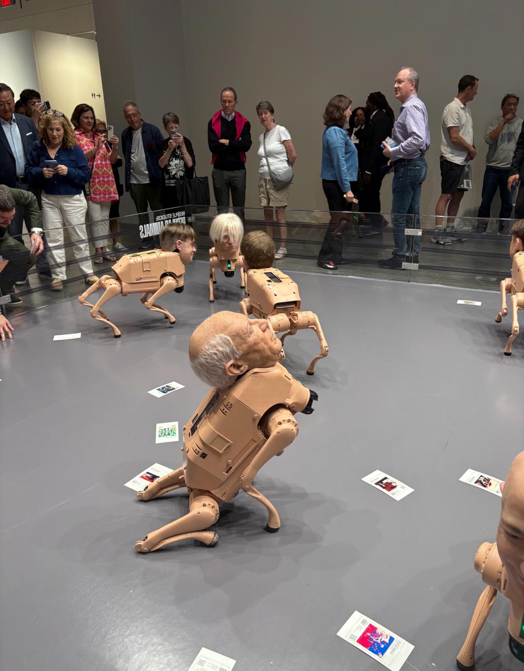 Известный цифровой художник Бипл.