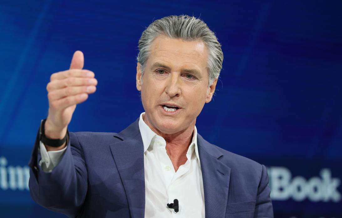 Выступление Гэвина Ньюсома на саммите Dealbook The New York Times.