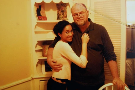 Меган Маркл связалась с отцом после экстренной ампутации ноги