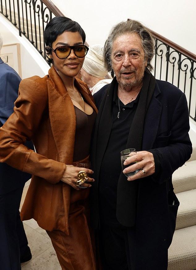 Эл сфотографировался вместе с 34-летней Теяной Тейлор на вечеринке в Лос-Анджелесе.