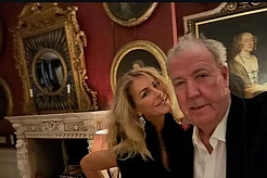 Джереми Кларксон отметил девятую годовщину отношений с Лизой Хоган