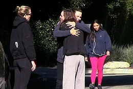 Дженнифер Гарнер провела воскресенье с подругами в Лос-Анджелесе