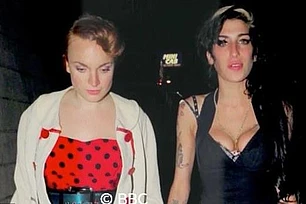 Ближайшую подругу Эми Уайнхаус ждет новое горе спустя 14 лет после смерти певицы: юридическая битва за вещи звезды