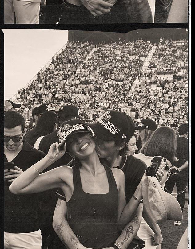 Они встречаются уже больше года