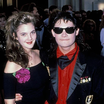 Возвращение культового образа Дрю Бэрримор