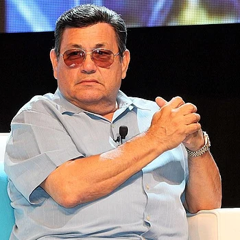 Скончался Абрахам Кинтанилья, отец Селены Кинтанильи, в возрасте 86 лет