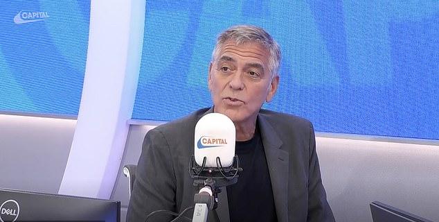 Джордж Клуни пошутил, что его близнецы «испорчены до мозга костей», потому что они безжалостно дразнят его по-итальянски, и он их не понимает