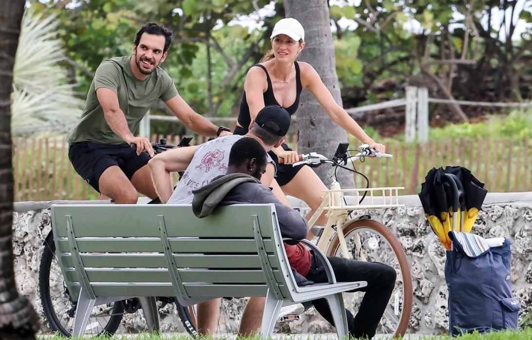 Жизель Бюндхен вышла замуж и пригласила на свою свадьбу только самых близких родственников