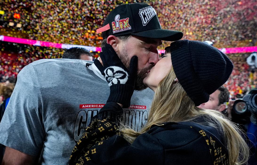 Трэвис Келси написал искреннее письмо «любви всей своей жизни», Тейлор Свифт, перед её заключительными шоу Eras Tour