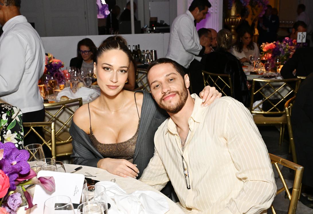 Девушка Пита Дэвидсона, Элси Хьюитт, поделилась мыслями о беременности и новорожденной дочери в эмоциональной публикации