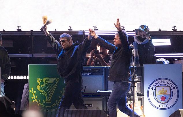 Лиам Галлахер, как сообщается, потратил гонорар от тура Oasis на покупку особняка в Котсуолдсе