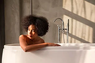 Можно ли использовать гель для душа вместо шампуня?