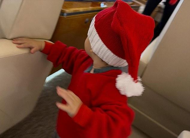 Джастин Бибер продемонстрировал восхищение женой Хейли, впервые показав публике их годовалого сына Джека