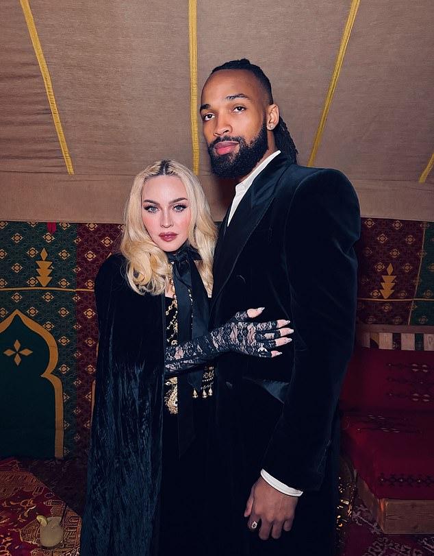 Мадонна знает, как наслаждаться жизнью