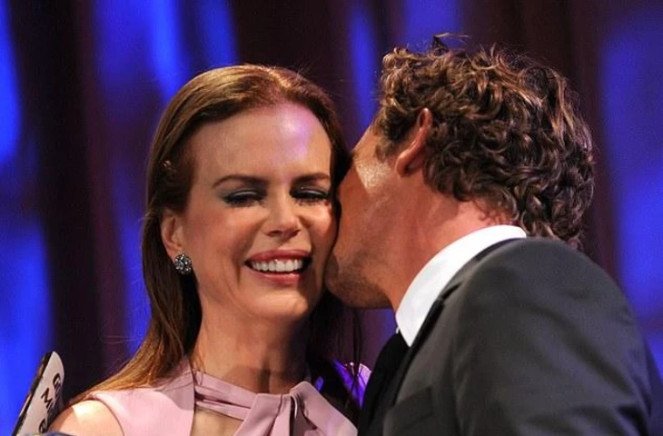 Друзья предлагают Николь Кидман закрутить роман с Саймоном Бейкером