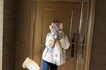 Сидни Суини вернулась в American Eagle после скандала из-за рекламы «великолепных джинсов»