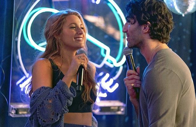 Попытки Блейк Лайвли скрыть имена известных знакомых — таких как муж Райан Рейнольдс и бывшая лучшая подруга Тейлор Свифт — в рамках дела «It Ends with Us» оказались тщетными, по словам адвокатов Джастина Бальдони