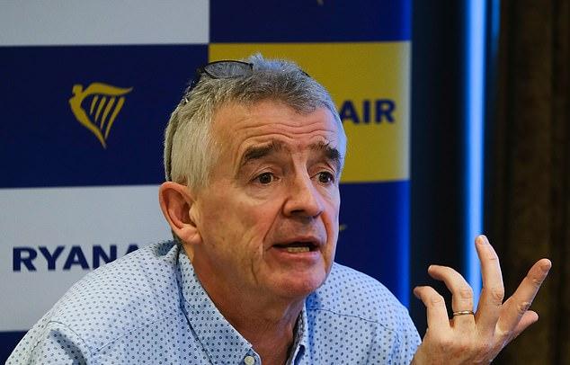 Илон Маск и глава Ryanair Майкл О’Лири обменялись резкими выпадами после того, как руководитель авиакомпании подтвердил отсутствие планов по внедрению интернета Starlink на борту своих самолетов