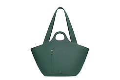 Сдержанная роскошь всегда актуальна — достаточно спросить таких звезд, как Меган Маркл, которые годами не расстаются с ключевыми предметами от Cuyana в своих гардеробах