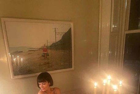 Таунхаус Лили Аллен и Дэвида Харбора в Нью-Йорке подешевел на $700 000, пока дом в Бруклине стоимостью $7,3 млн пустует на фоне их бракоразводного процесса