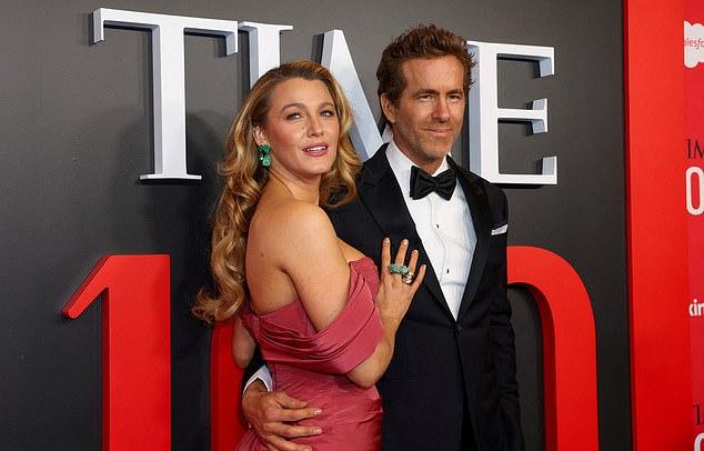 Блейк Лайвли впервые прокомментировала скандальную свадьбу 2012 года с Райаном Рейнольдсом во время дачи показаний по делу «It Ends With Us»