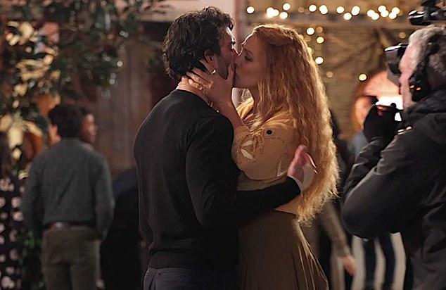 Райан Рейнольдс защищает свои гневные сообщения в поддержку жены Блейк Лайвли на фоне ее судебного разбирательства с Джастином Бальдони