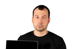 Переустановка macOS на MacBook: прошивать самому или доверить сервису? Советы пользователям