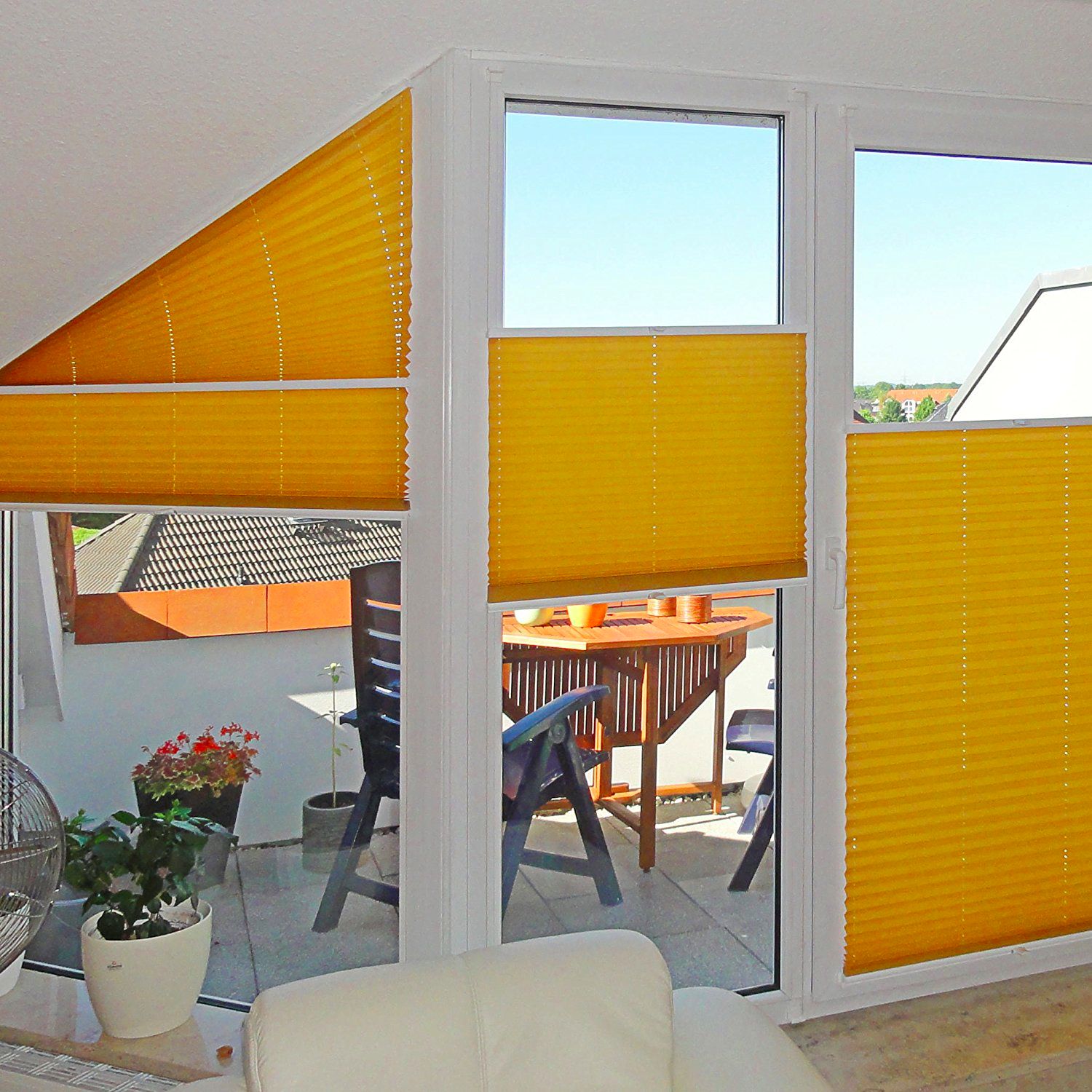 Шторы плиссе: стильная «гармошка», которая преобразит ваш интерьер (разбираем плюсы и минусы)