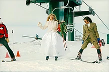 10 культовых свадебных платьев звёзд 90-х, которые не устарели до сих пор