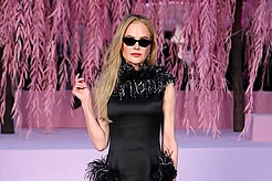 Николь Кидман и её парик на Неделе моды в Париже