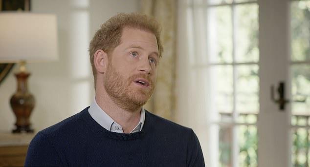 Отдых Бруклина Бекхэма: скрытое послание и королевские параллели