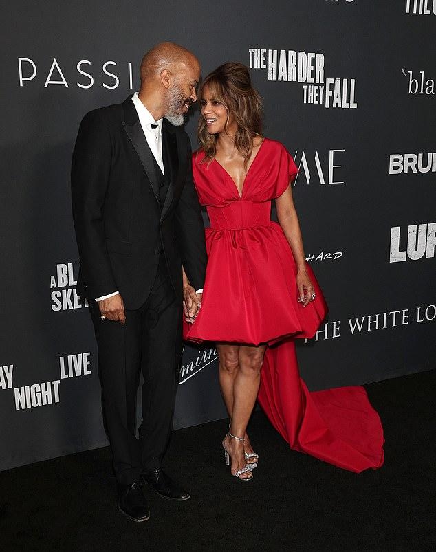 Холли Берри рассказала о четырех годах целибата до встречи с Вэном Хантом