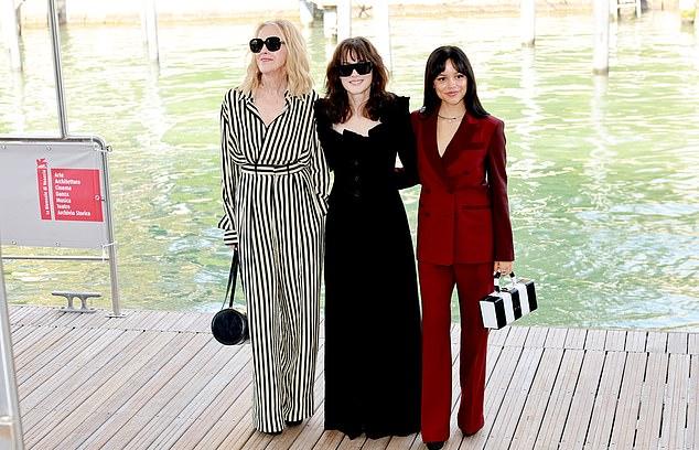 Дженна Ортега назвала свою коллегу по фильму «Битлджюс Битлджюс» Кэтрин О’Хара «одной из величайших»