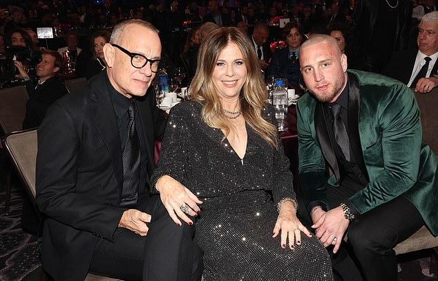 Чет Хэнкс раскрыл героическую историю спасения, стоящую за новой собакой, покорившей его сердце