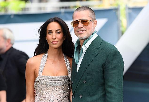 Когда Брэд Питт и Дженнифер Энистон расстались из-за его предполагаемого громкого романа с Анджелиной Джоли, таблоидные слухи бушевали, а любая надежда на цивилизованность казалась невозможной