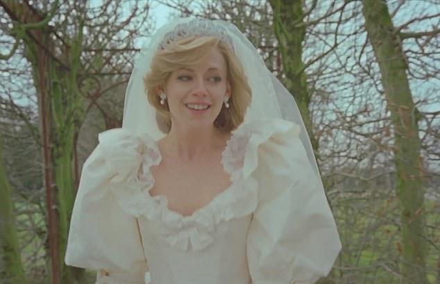 Кристен Стюарт призналась, что чувствует себя «преследуемой» принцессой Дианой, и одна мысль о покойной принцессе может довести ее до слез «в любой момент»