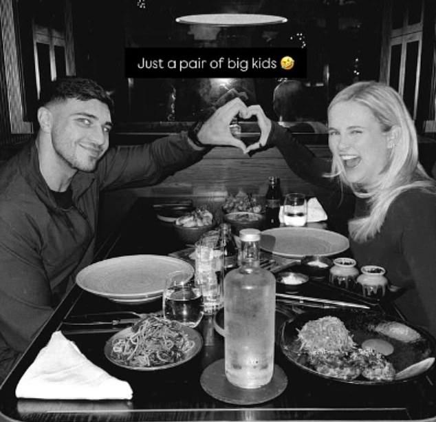 Молли-Мэй Хейг ждет второго ребенка от Томми Фьюри, обрадовав фанатов спустя девять месяцев после возобновления отношений