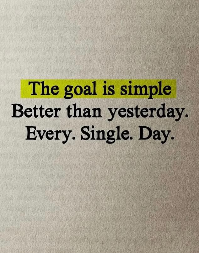 Дженнифер Лопес восхитила поклонников, опубликовав во вторник очень откровенные снимки в Instagram