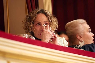 Шэрон Стоун расплакалась на 68-м Венском оперном балу