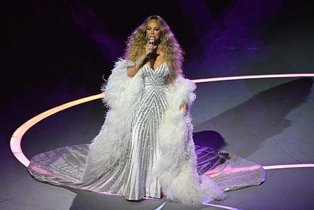 Оливия Дин: Британская суперзвезда переезжает в Лос-Анджелес, чтобы стать «новой Мэрайей Кэри»