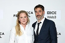 Возможно, свой первый День святого Валентина в статусе одинокой женщины она отметила селфи, сделанным в «уголке для плача»