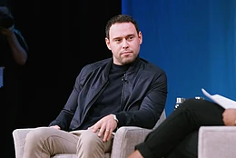 Сидни Суини и Скутер Браун на караоке-свидании