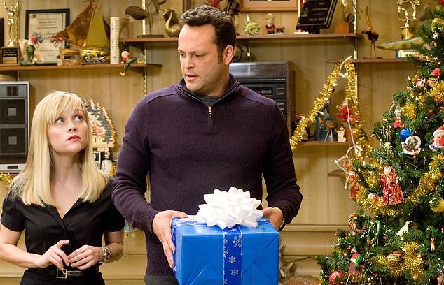 Риз Уизерспун почтила память своего «исключительного» коллеги Роберта Дюваля через два дня после его кончины в возрасте 95 лет