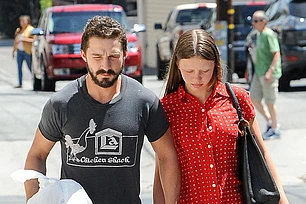 Полиция несколько раз получала звонки из дома Шайи ЛаБафа в Лос-Анджелесе перед его расставанием с Мией Гот