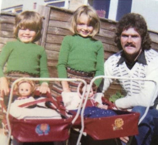 Аманда Холден десятилетиями была в центре внимания и в наши дни наиболее известна как судья шоу Britain’s Got Talent